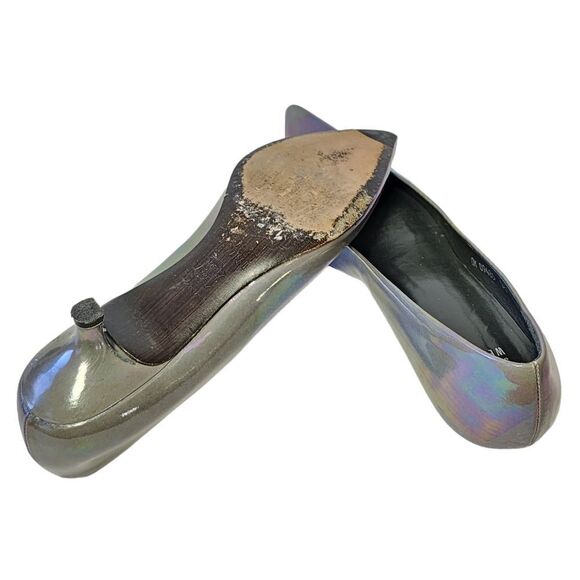 Stuart Weitzman - Picture 11 of 16